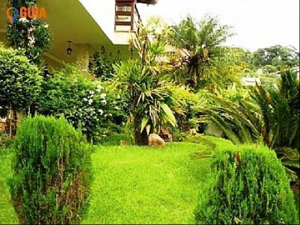 linda casa no cond vinhas de Joao Paulo