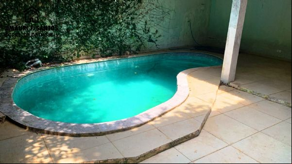 casa com piscina em condominio fechado
