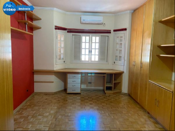 Linda Casa em Condom